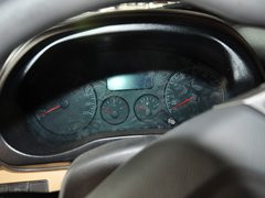 奇瑞汽车  1.6S 手动 方向盘后方仪表盘