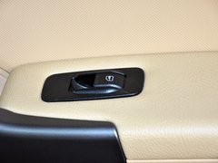 2012款 精英版 1.6S 手动 豪华型 5座