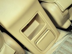 2012款 精英版 1.6S 手动 豪华型 5座