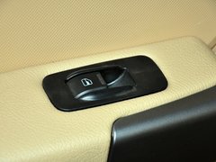 2012款 精英版 1.6S 手动 豪华型 5座