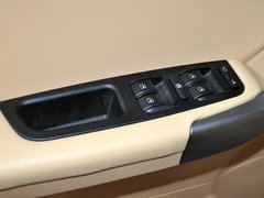 2012款 精英版 1.6S 手动 豪华型 5座