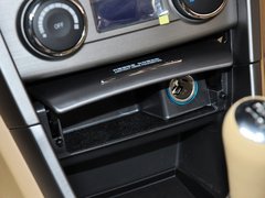 2012款 精英版 1.6S 手动 豪华型 5座