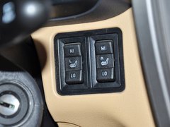 2012款 精英版 1.6S 手动 豪华型 5座