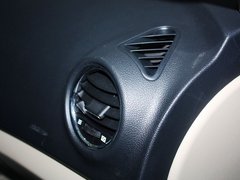 2012款 1.6L 自动 豪华型