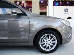 2012款 1.6L 自动 豪华型