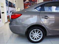 2012款 1.6L 自动 豪华型