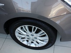 2012款 1.6L 自动 豪华型