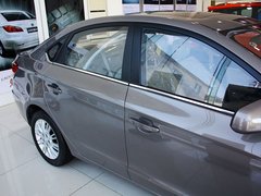 2012款 1.6L 自动 豪华型