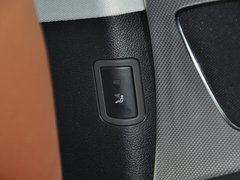 2012款 30 FSI CVT 舒适型