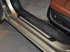 2012款 30 FSI CVT 舒适型