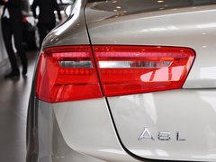 2012款 30 FSI CVT 舒适型