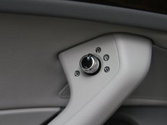 2012款 30 FSI CVT 豪华型