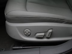 2012款 30 FSI CVT 豪华型