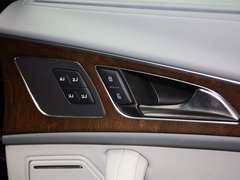 2012款 35 FSI quattro DCT 豪华型