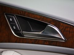 2012款 35 FSI quattro DCT 豪华型