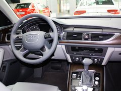 2012款 35 FSI quattro DCT 豪华型