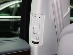 2012款 35 FSI quattro DCT 豪华型