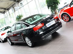 2012款 35 FSI quattro DCT 豪华型