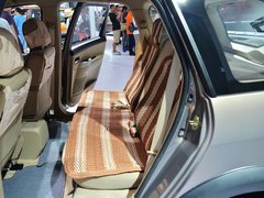 2012款 1.6L 手动 尊贵型 5座