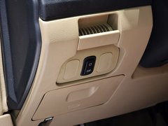 2012款 1.6L 手动 尊贵型 5座