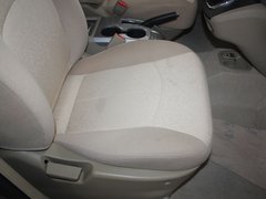 2012款 1.6L 手动 豪华型 5座