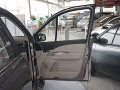 2012款 1.6L 手动 豪华型 5座