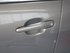 2012款 1.6L 手动 豪华型 5座