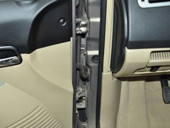 2012款 1.6L 手动 豪华型 5座