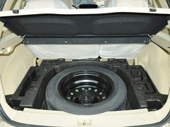 2012款 1.6L 手动 豪华型 5座