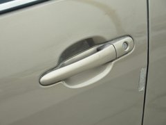 2012款 1.6L 手动 豪华型 5座