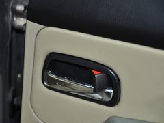 2012款 1.6L 手动 豪华型 5座