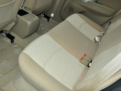 2012款 1.6L 手动 豪华型 5座