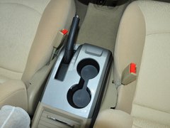 2012款 1.6L 手动 豪华型 5座