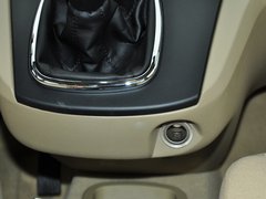 2012款 1.6L 手动 豪华型 5座