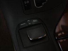 2012款 270 2.7 自动 豪华版 5座