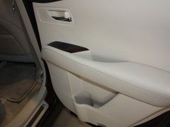 2012款 270 2.7 自动 豪华版 5座
