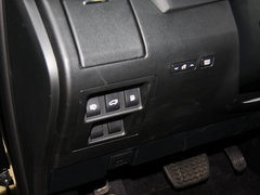 2012款 270 2.7 自动 豪华版 5座
