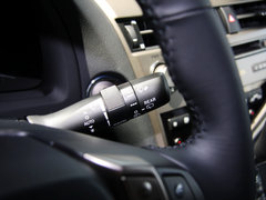2012款 270 2.7 自动 豪华版 5座