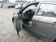 2012款 1.6L 手动 豪华型