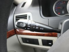 2012款 1.6L 手动 豪华型