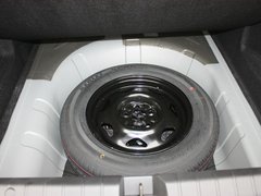 2012款 1.6L 手动 豪华型