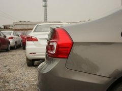 2012款 1.6L 手动 豪华型