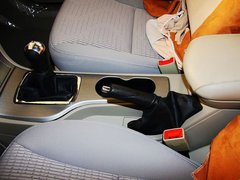 2012款 1.6L 手动 豪华型