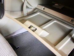 2012款 1.6L 手动 豪华型