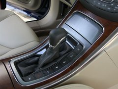 2012款 2.4L 自动 豪华版