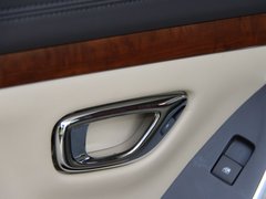 2012款 2.4L 自动 豪华版