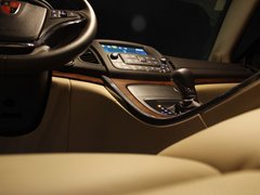2012款 3.0L 自动 旗舰版