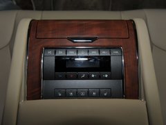 2012款 3.0L 自动 旗舰版