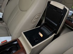 2012款 3.0L 自动 旗舰版
