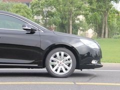 2012款 3.0L 自动 旗舰版